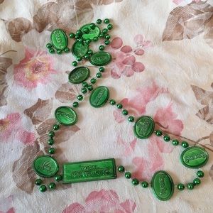 Harrahs casinos costume jewelry necklace